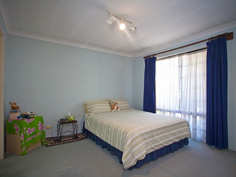 17 Chancery Lane, Alexander Heights WA 6064