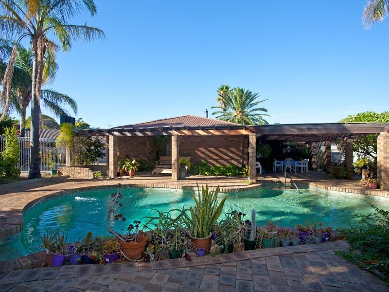 17 Chancery Lane, Alexander Heights WA 6064