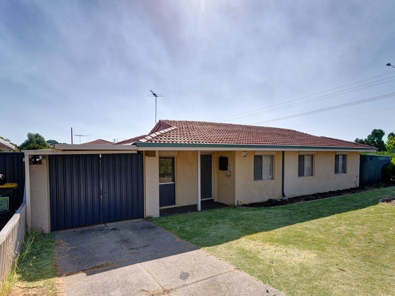 89 Amberton Avenue, Girrawheen WA 6064