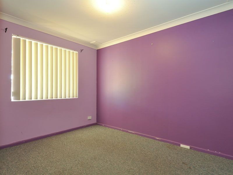 89 Amberton Avenue, Girrawheen WA 6064