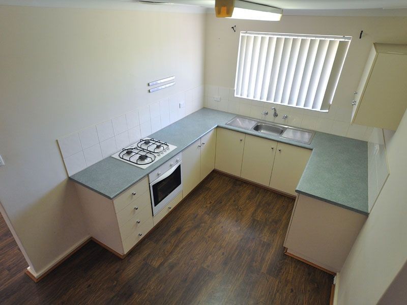 89 Amberton Avenue, Girrawheen WA 6064