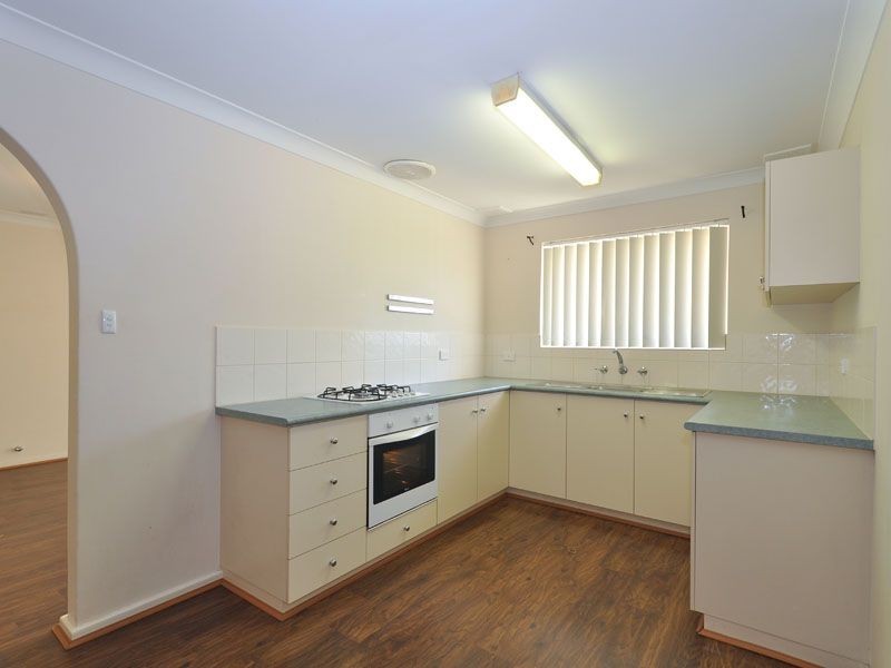 89 Amberton Avenue, Girrawheen WA 6064