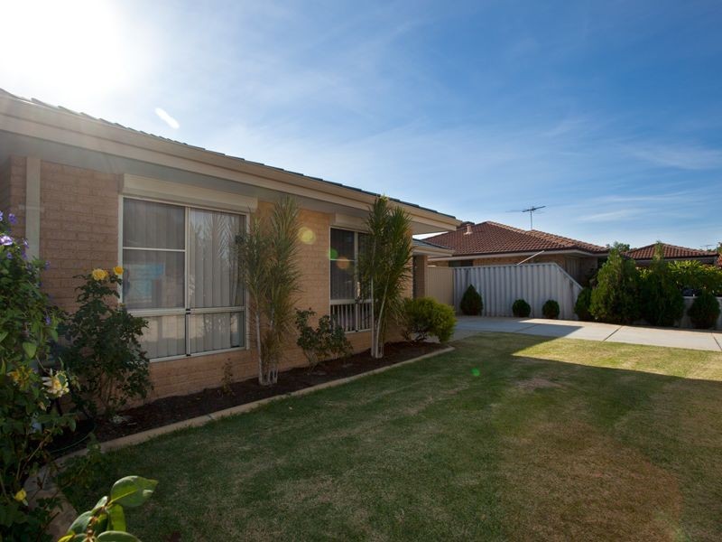 77 Bathgate Loop, Koondoola WA 6064