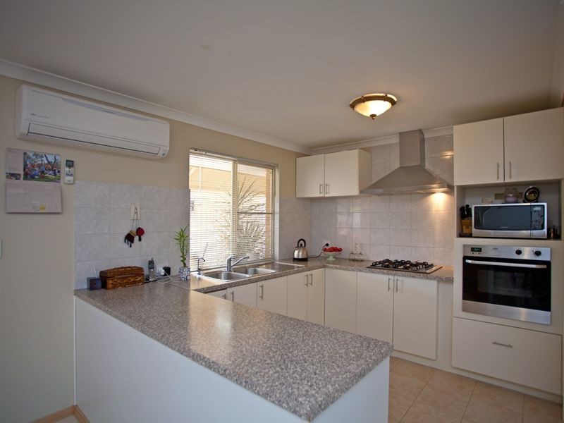 77 Bathgate Loop, Koondoola WA 6064