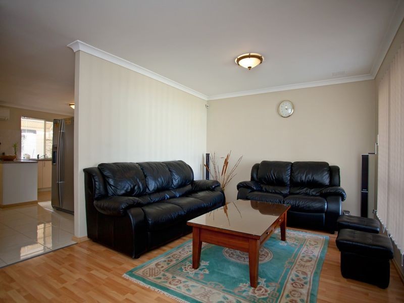 77 Bathgate Loop, Koondoola WA 6064