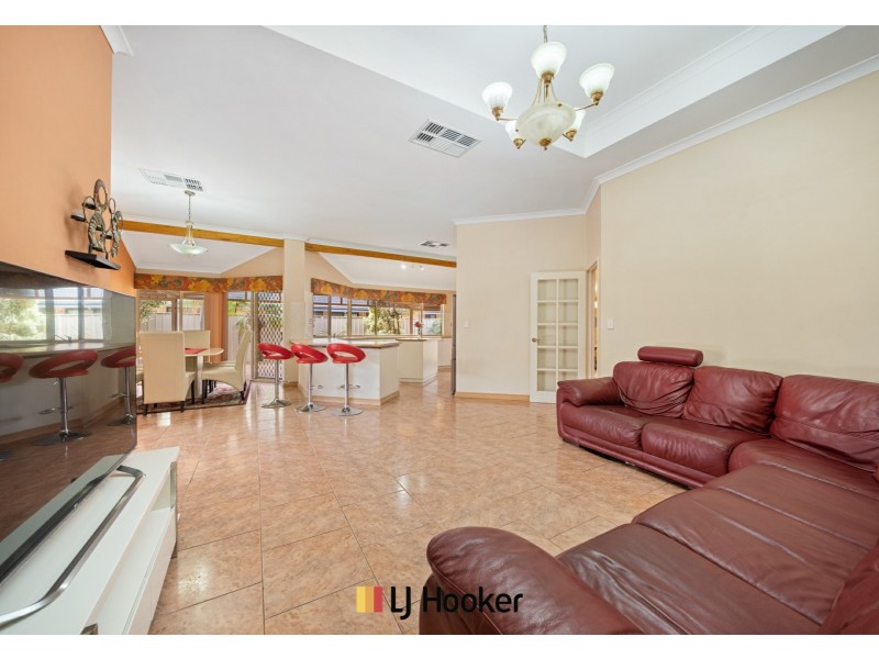 5 Rosea Court, Thornlie WA 6108