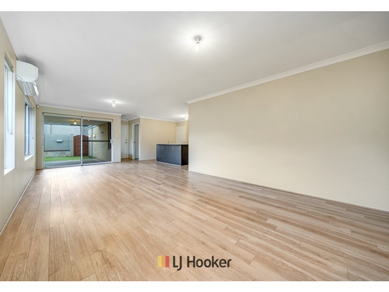 43 Redstone Trail, Ellenbrook WA 6069