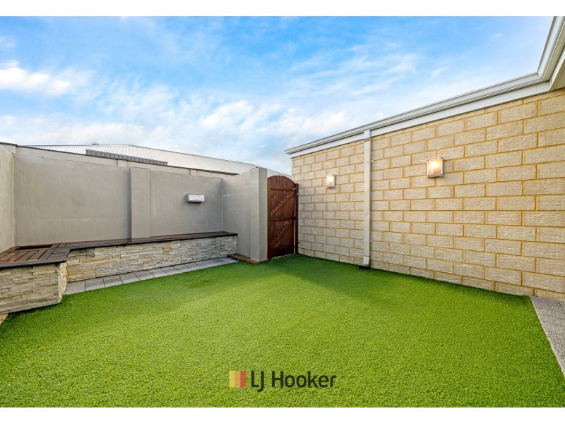 43 Redstone Trail, Ellenbrook WA 6069