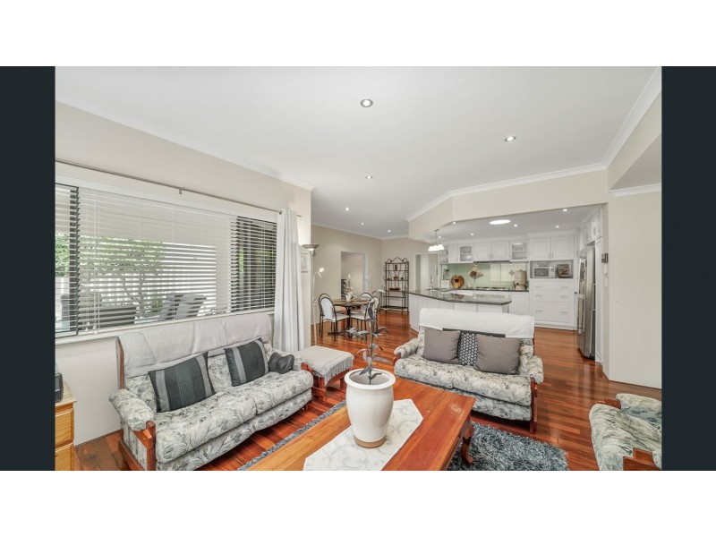 2 Ferentino Rd, Stirling WA 6021