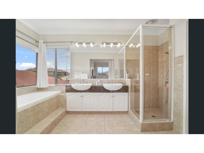 2 Ferentino Rd, Stirling WA 6021