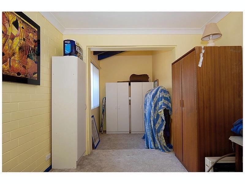 60 Blackmore Avenue, Girrawheen WA 6064