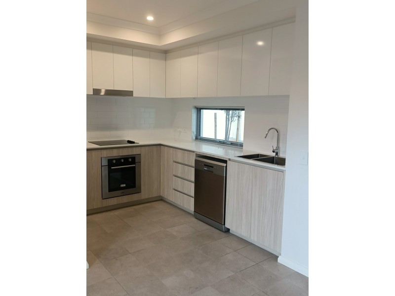 11/114 Great Northern Highway, Midland WA 6056