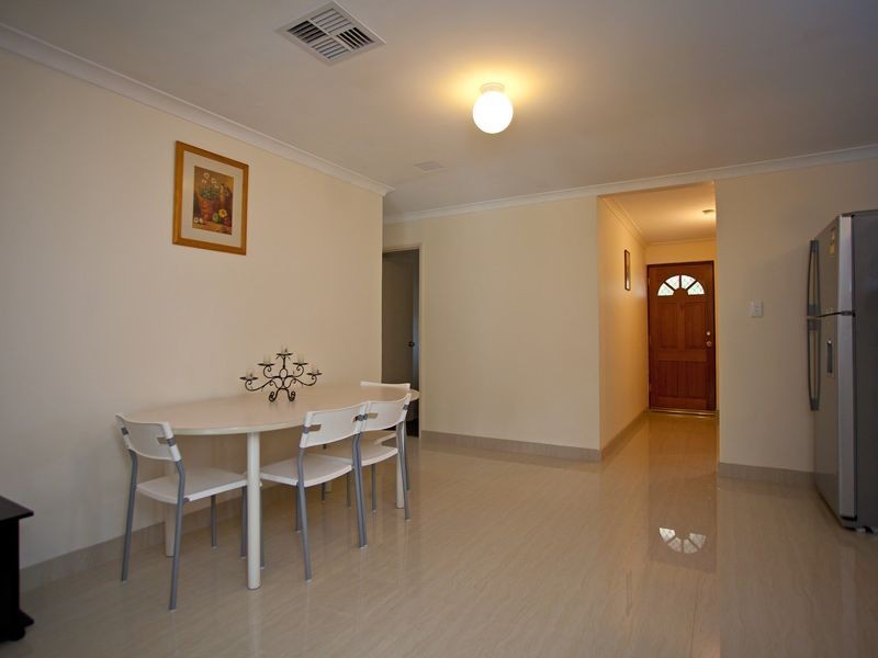 68 Hillcrest Road, Alexander Heights WA 6064