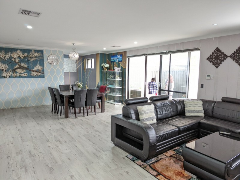 75 Huntington Parkway, Landsdale WA 6065