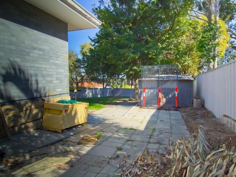 5 Oldfield Road, Girrawheen WA 6064