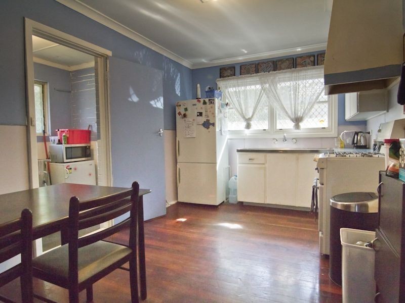 5 Oldfield Road, Girrawheen WA 6064