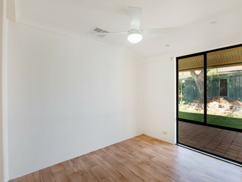 6 Speargrass Close, Alexander Heights WA 6064