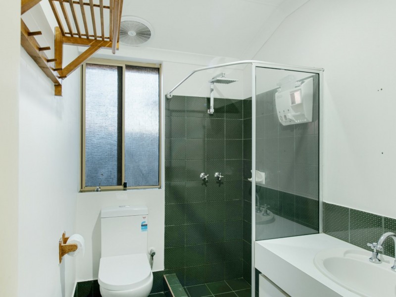 6 Speargrass Close, Alexander Heights WA 6064