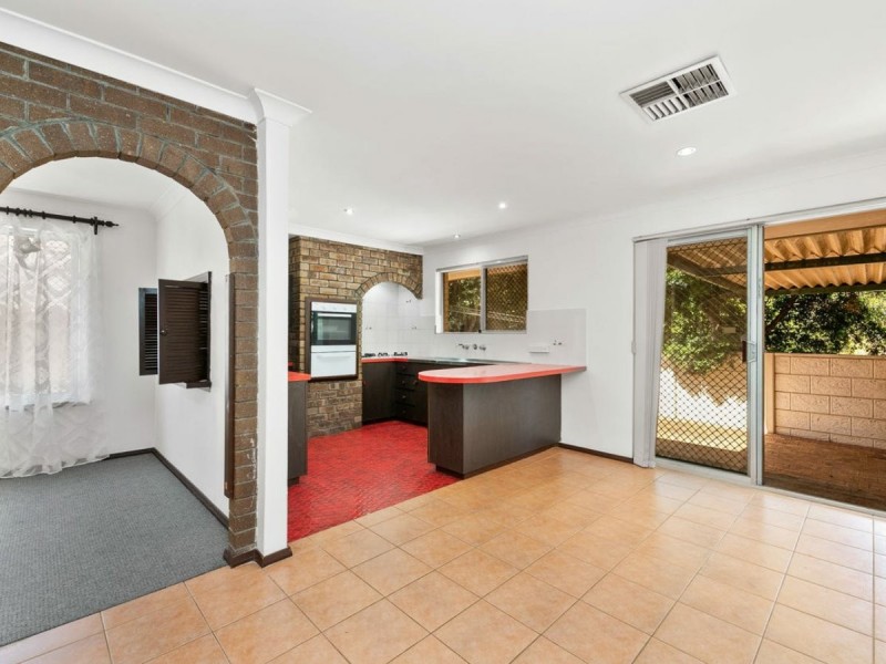 5 Delwood Pl, Willetton WA 6155