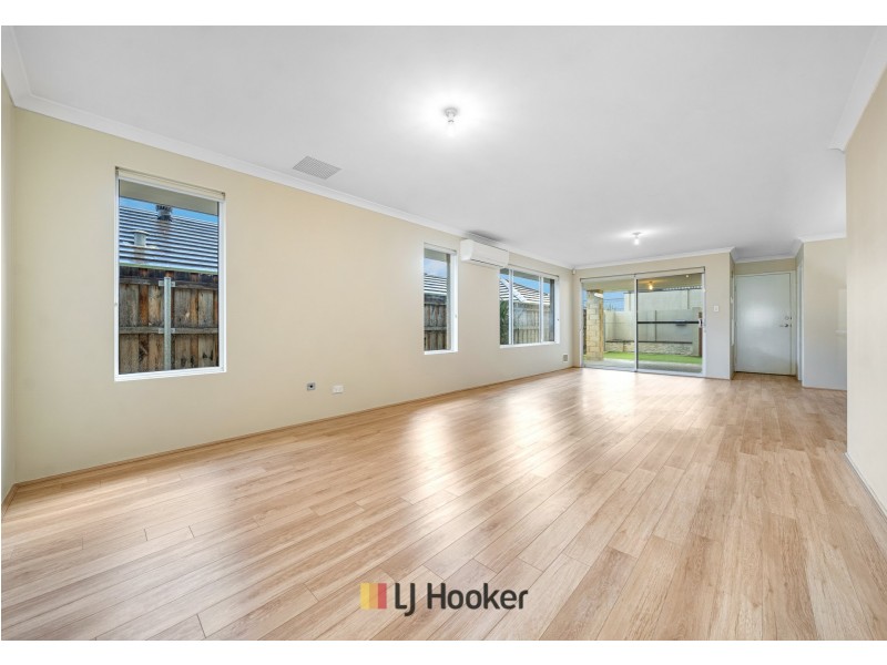 43 Redstone Trail, Ellenbrook WA 6069