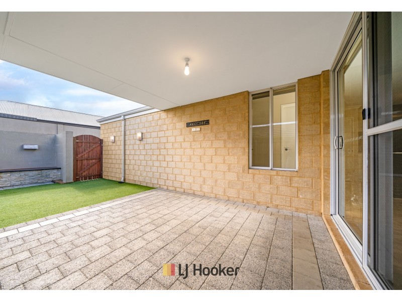43 Redstone Trail, Ellenbrook WA 6069