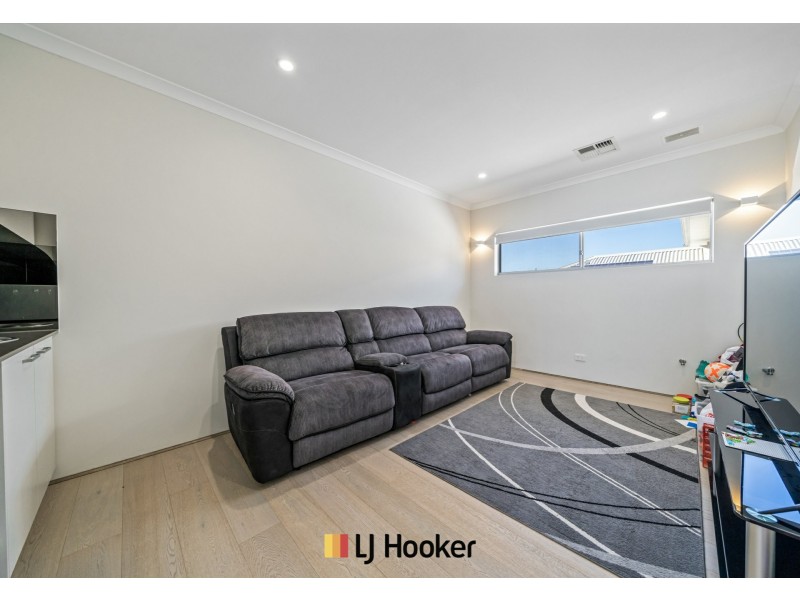 12B Martelli Place, Stirling WA 6021