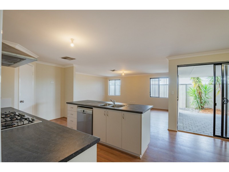 5 Riverland Drive, Ellenbrook WA 6069