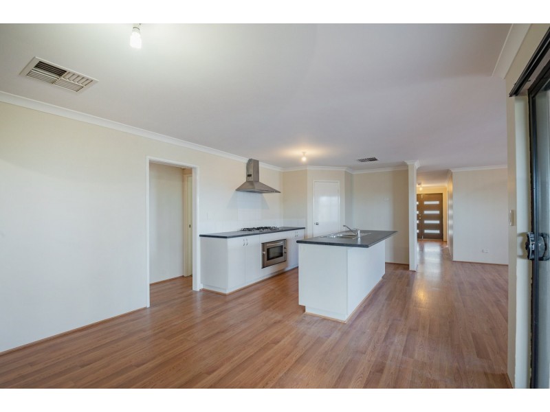 5 Riverland Drive, Ellenbrook WA 6069