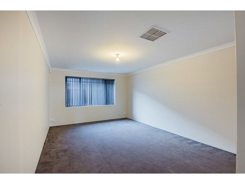 5 Riverland Drive, Ellenbrook WA 6069