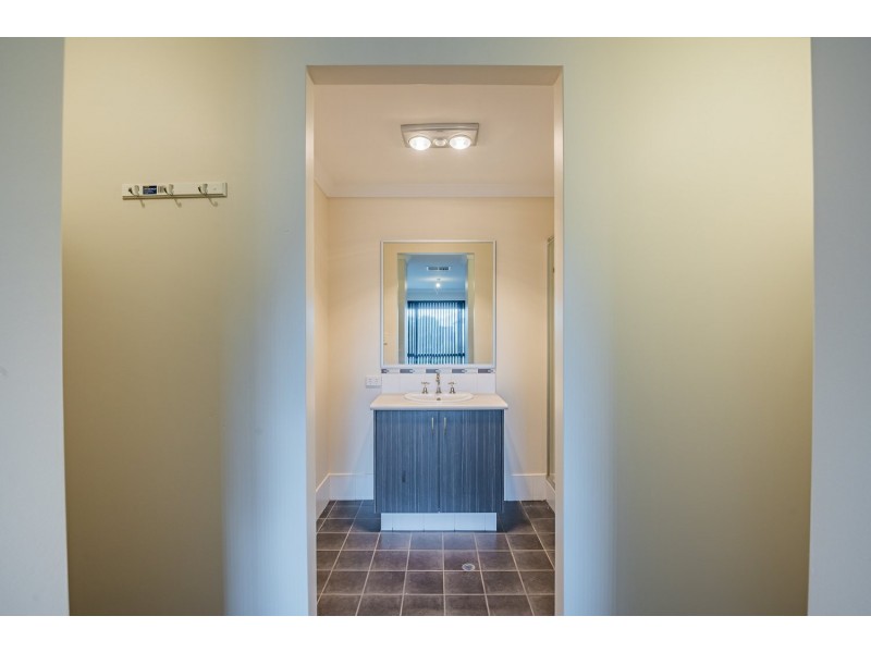 5 Riverland Drive, Ellenbrook WA 6069