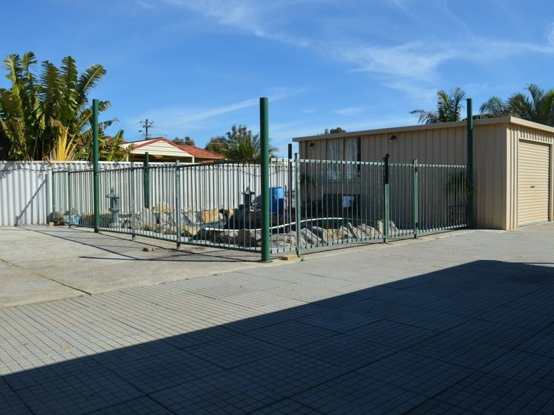 14 Aussat Drive, Eden Hill WA 6054