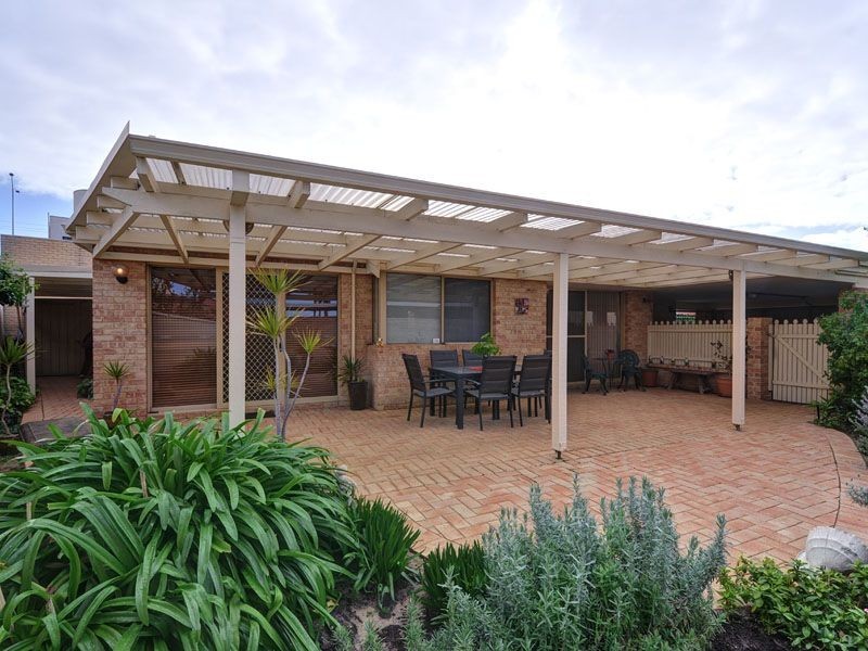 7 Felicia Court, Dianella WA 6059