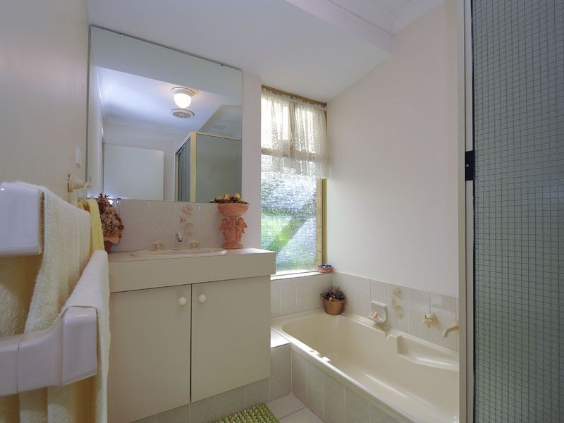 7 Felicia Court, Dianella WA 6059