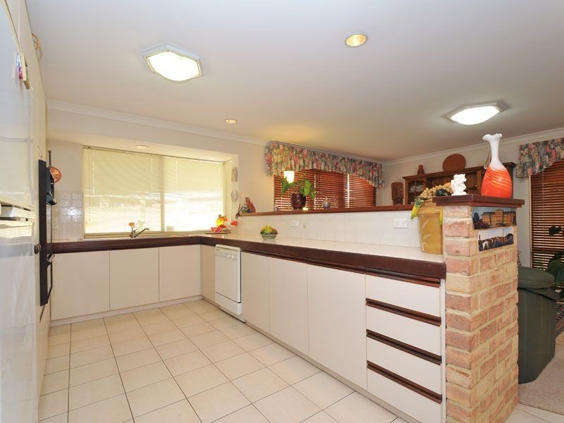 7 Felicia Court, Dianella WA 6059