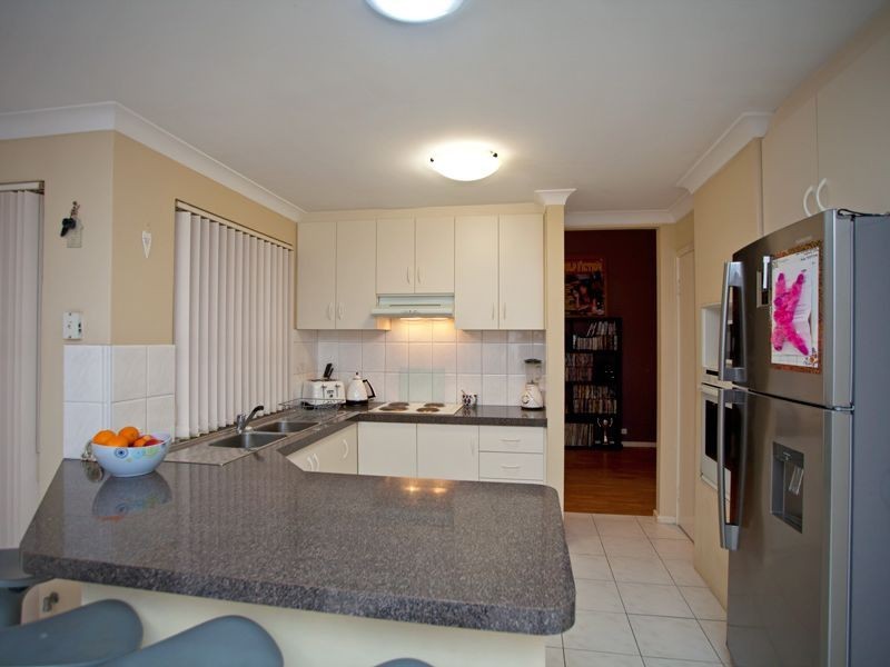 8 Porpoise Court, Coogee WA 6166