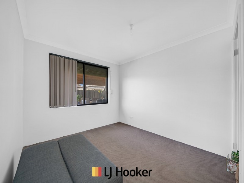 31 Wallum Rd, Banksia Grove WA 6031