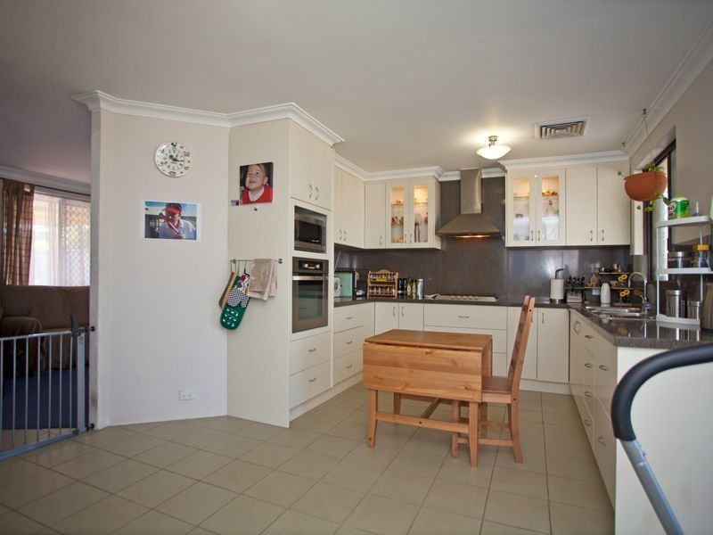 8 Steedman Loop, Mirrabooka WA 6061