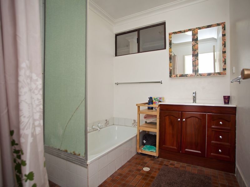 8 Steedman Loop, Mirrabooka WA 6061