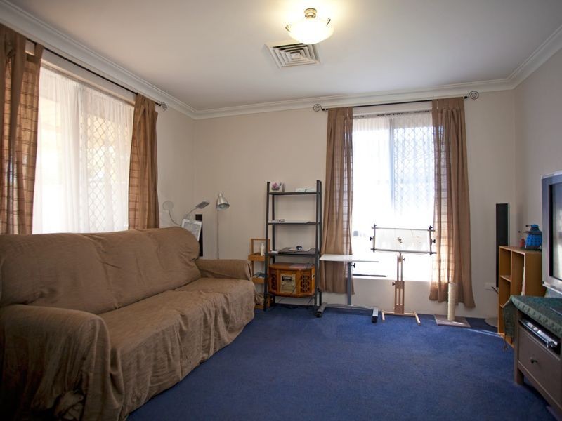 8 Steedman Loop, Mirrabooka WA 6061