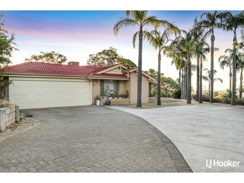 70 Carawatha Avenue, Mount Nasura WA 6112