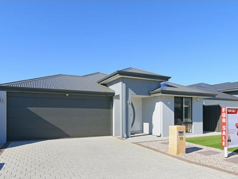 19 Evandale Way, Harrisdale WA 6112