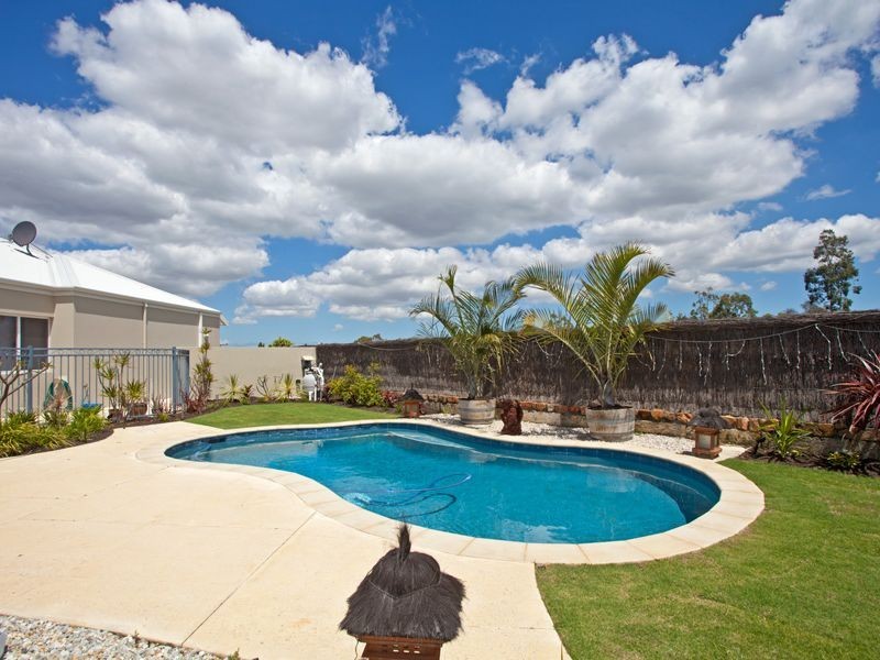 25 Cityview Crescent, Ellenbrook WA 6069