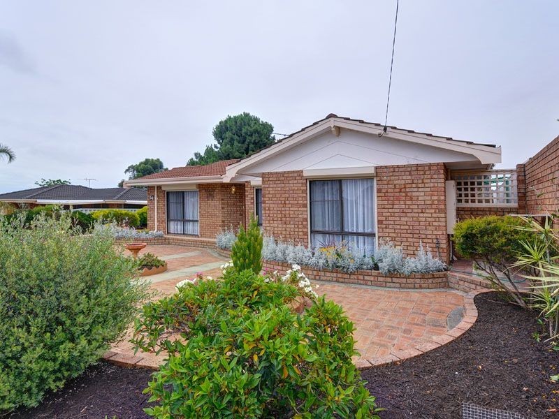 54 Dampier Loop, Mirrabooka WA 6061
