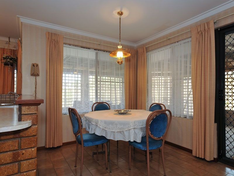 54 Dampier Loop, Mirrabooka WA 6061