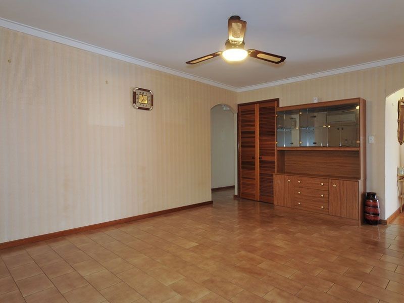 54 Dampier Loop, Mirrabooka WA 6061