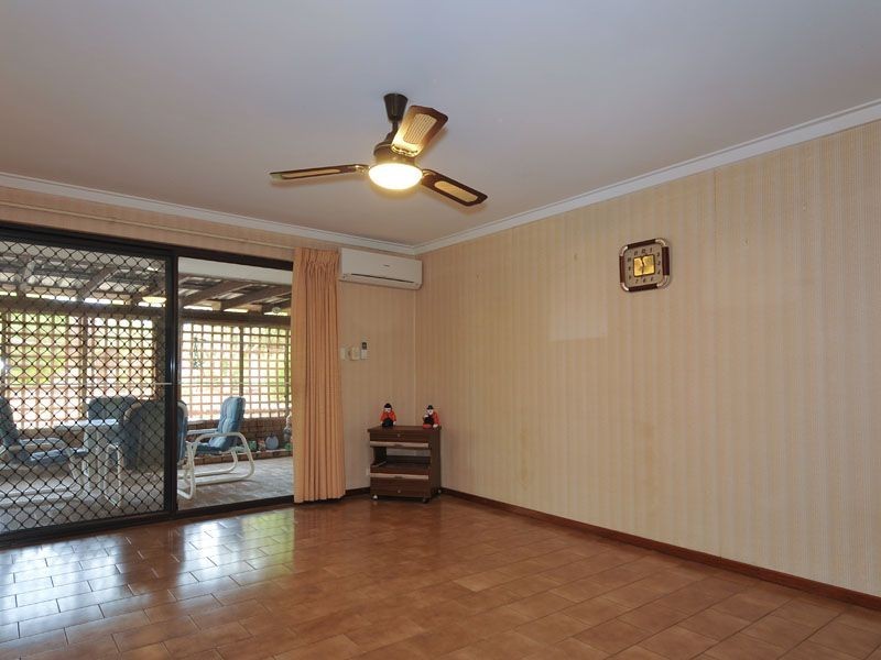 54 Dampier Loop, Mirrabooka WA 6061