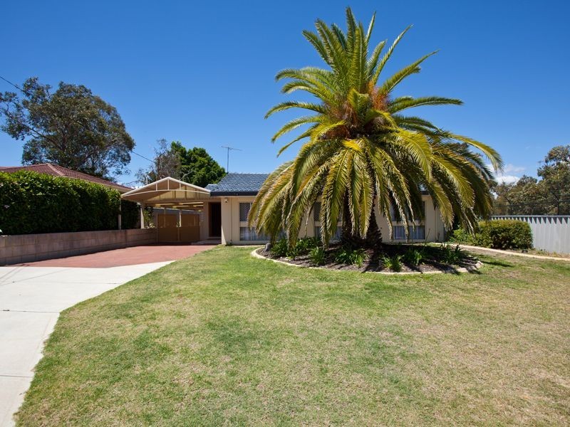 8 Binstead Court, Koondoola WA 6064