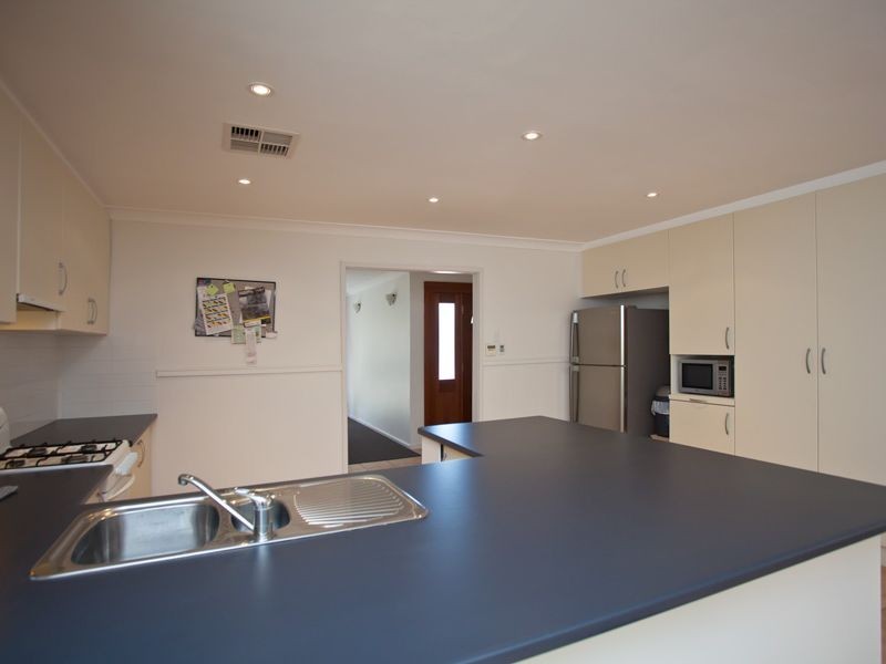 8 Binstead Court, Koondoola WA 6064