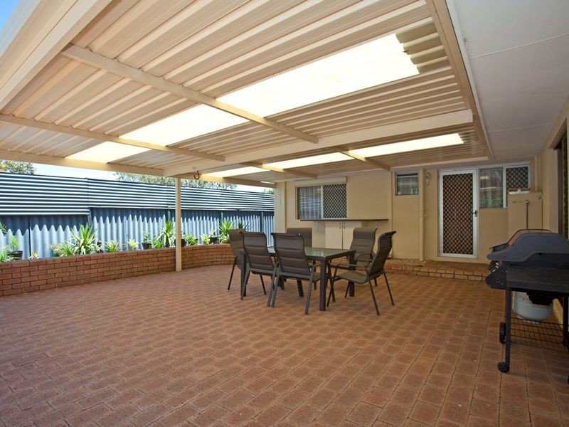 8 Binstead Court, Koondoola WA 6064