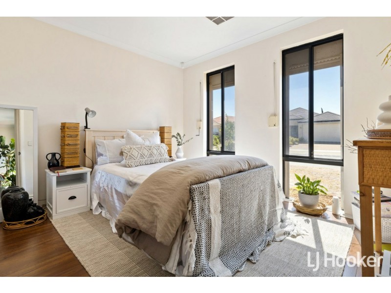 28 Evesham Drive, Ellenbrook WA 6069